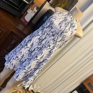 Sleeveless Abstract Print A-Line Skirt - White & Navy